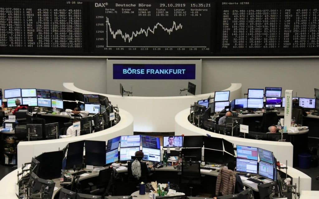European Shares Hit Highest Levels in Two Years